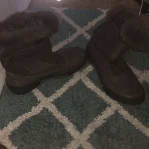 Grey waterproof clark’s